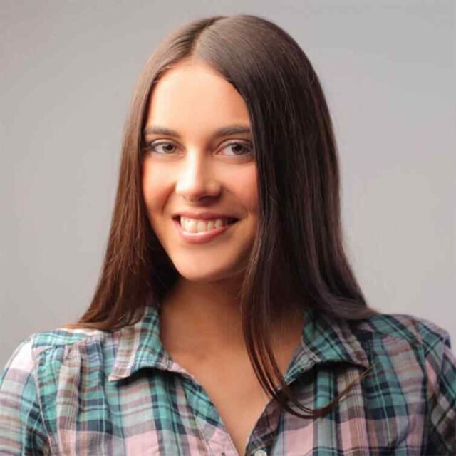 https://bisshovromon.com/wp-content/uploads/2018/09/people-02-640x640.jpg